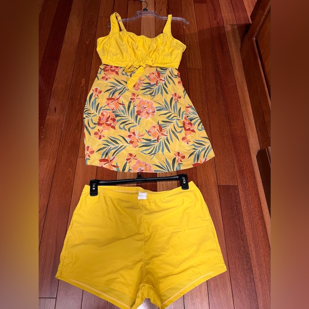 Hanna Nikole Two Piece Flowy Swimsuit Dress v5. - Picture 2 of 16